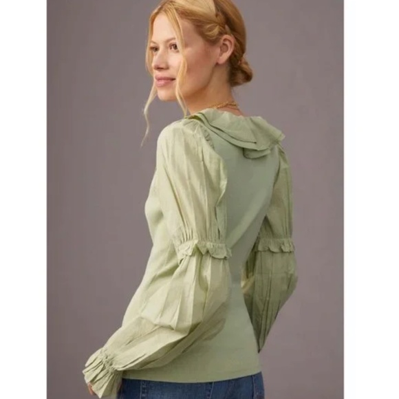 By Anthropologie Ruffled Shirt Blouse Top Solid Ribbed Long Sleeve M NWOT - Picture 4 of 8